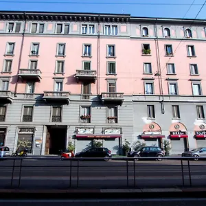 Apartment Luxury And Spacious, Milan
