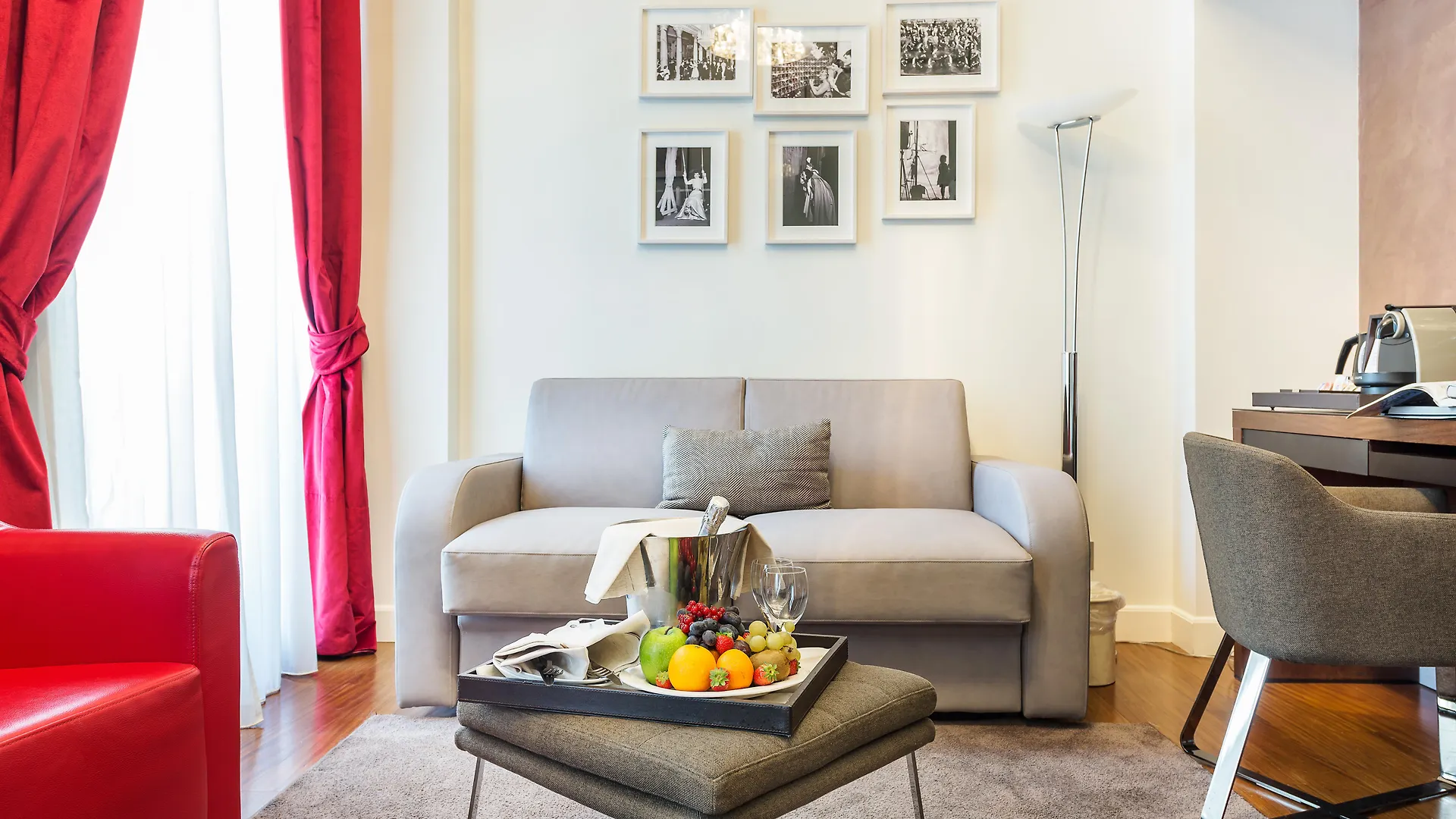 Hotel Milano Scala 4*, Mailand