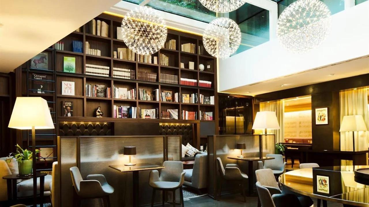 Hotel Milano Scala 4*, Milan